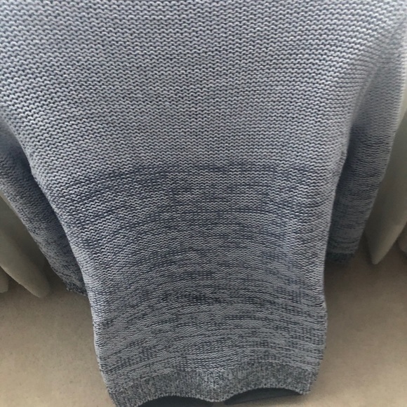 Blue long sweater - Picture 2 of 5